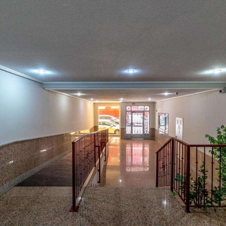 precioso apartamento soleado, con piscina, cerca del mar - Apartamento de 2 dormitorios - 25