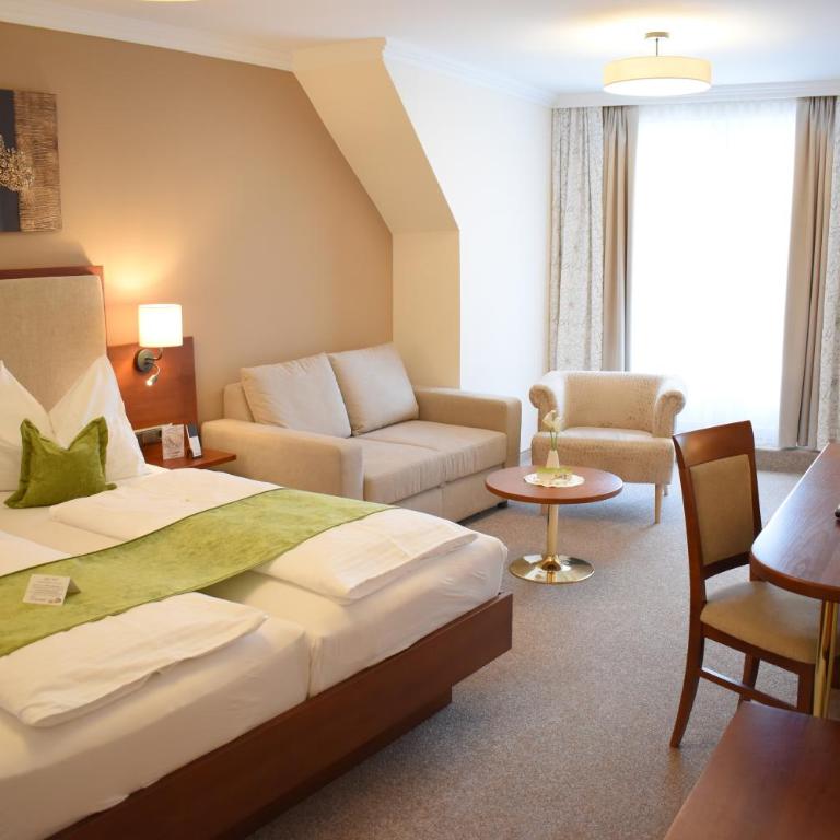 Gartenhotel Kloepferkeller - Großes Doppelzimmer - 9