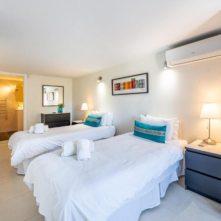 Stunning 6 Bed Villa Private Pool Mijas Gol - Villa - 20