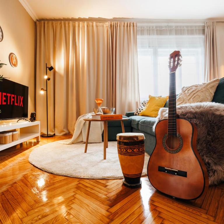 Harmonic Nest 3min to Republic Square Renovated - Three-Bedroom Apartment - 1