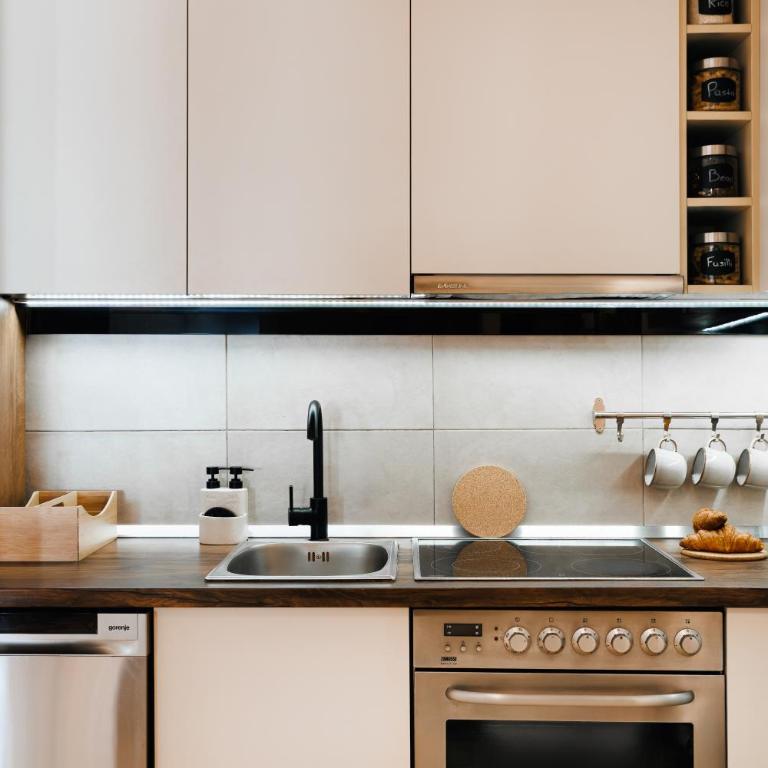 Harmonic Nest 3min to Republic Square Renovated - Three-Bedroom Apartment - 19