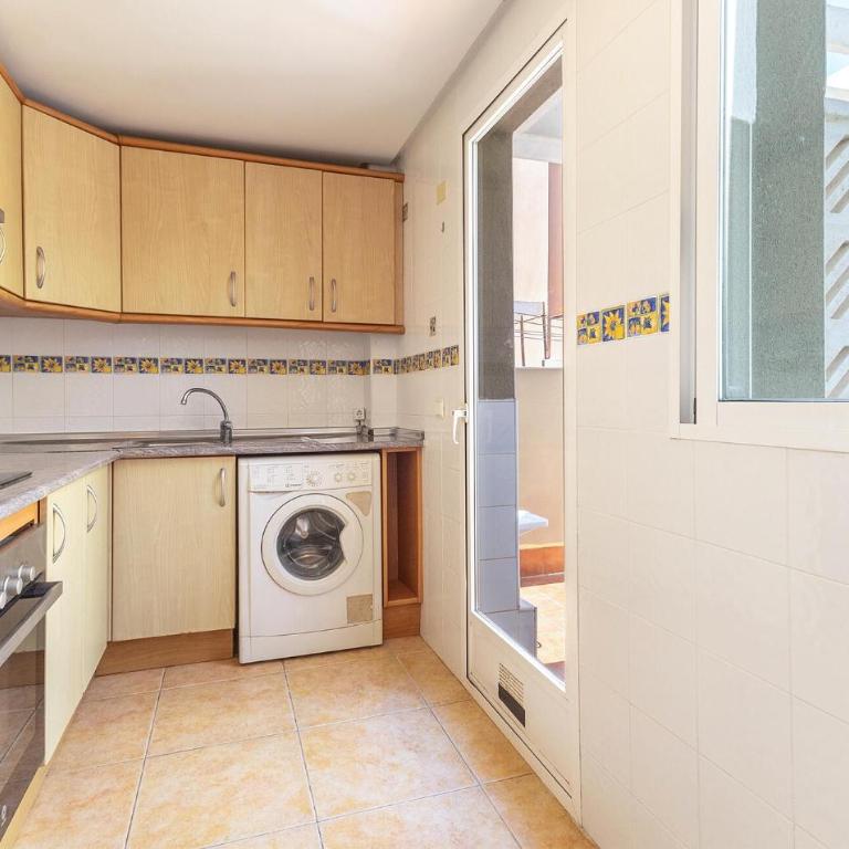 Lovely Home In Santa Pola With Wifi - Casa de 2 dormitorios - 4