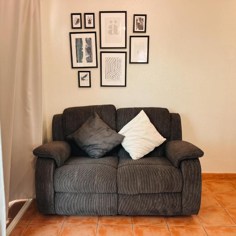 Arcade Apartments - Lovely, bright apartment 5 min from beach - 5