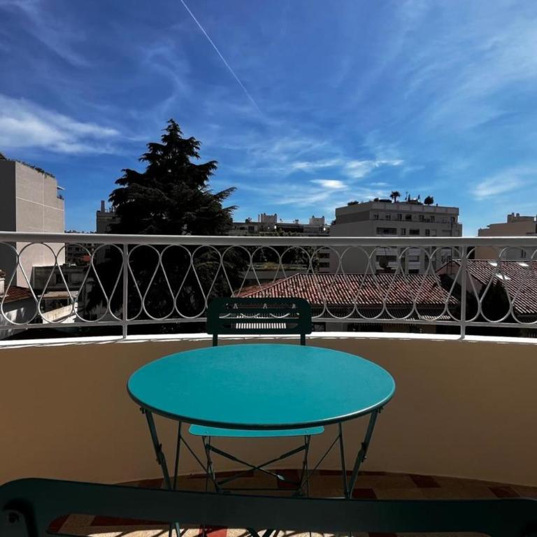 Antibes 4 person appartment near the beach - Apartment - 1