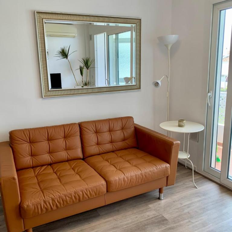 Beach getaway - 3 minutes to the beach - Two-Bedroom Apartment - 19