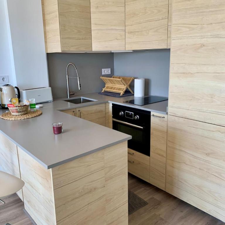Beach getaway - 3 minutes to the beach - Two-Bedroom Apartment - 20