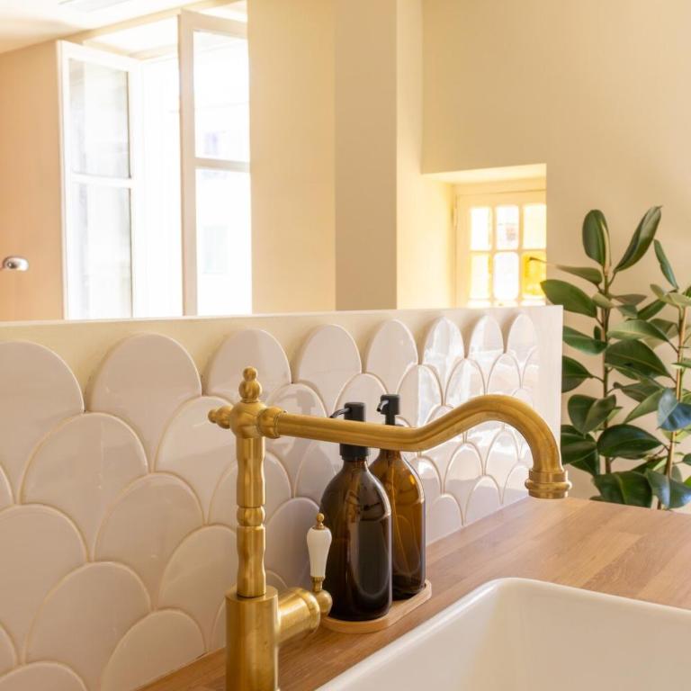 Le charme de l'ancien, rénové - Nice - 4 personnes - Appartement 2 Chambres - 16