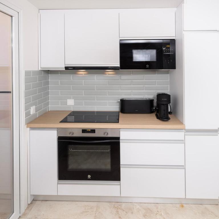 CC8 III by ZANIS - Two-Bedroom Apartment - 3