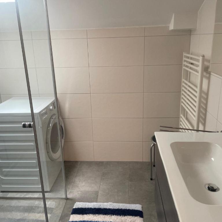 Haus Hubertus - Apartment mit 2 Schlafzimmern und Balkon - 10