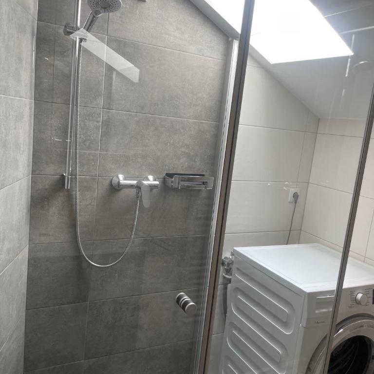 Haus Hubertus - Apartment mit 2 Schlafzimmern und Balkon - 11