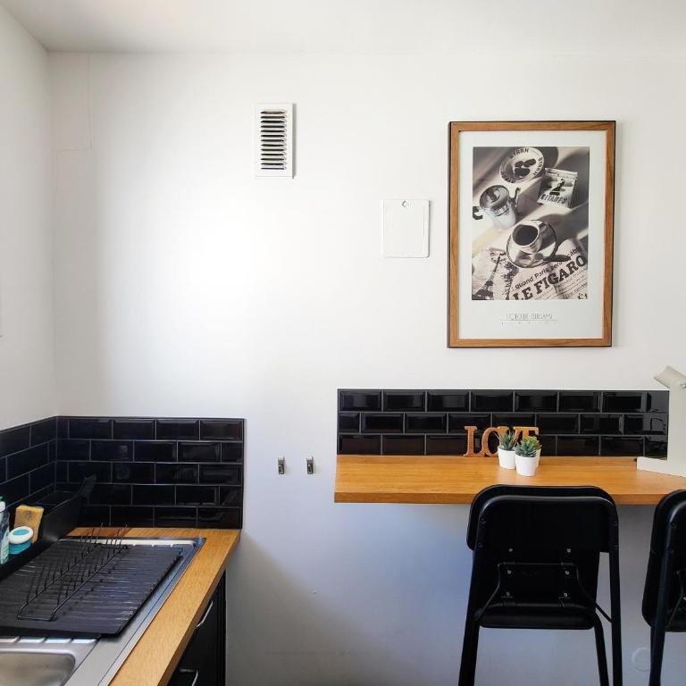 Appartement moderne rénové - Face mer - Terrasse - WiFi gratuit - FR-1-92-818 - Appartement (2 Adultes) - 2