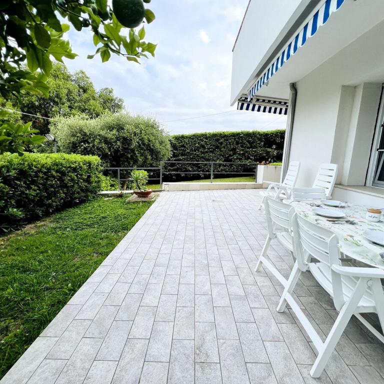Suite dei Fiori - Luxury Open Space - Appartamento con 2 Camere da Letto - 7