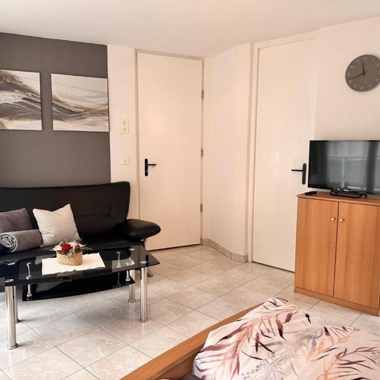 ALCAZAR apartments - Studio mit Balkon - 1