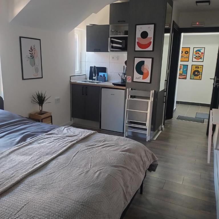 Top 4 Sobe, Rooms - Near the airport - One-Bedroom Apartment - 5