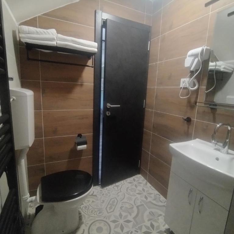 Top 4 Sobe, Rooms - Near the airport - One-Bedroom Apartment - 5