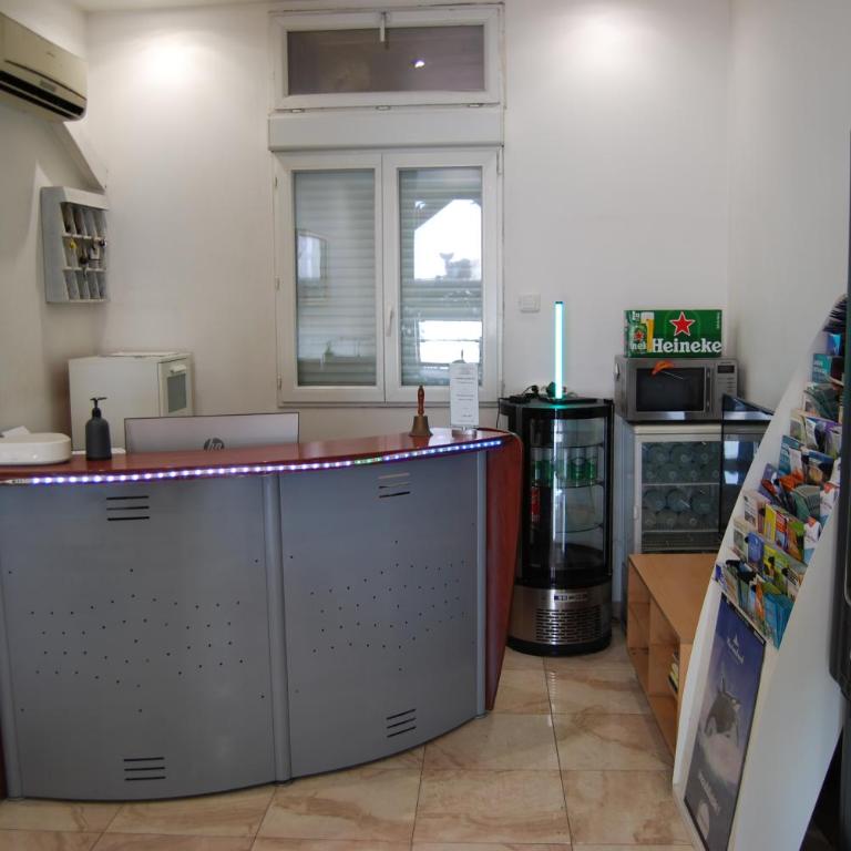 Hôtel Azur - Chambre Double ou Lits Jumeaux - 12