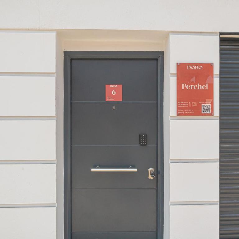 Dobo Málaga Perchel - Estudio con sofá cama - 8