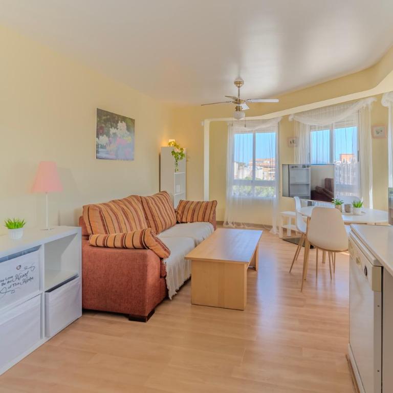 Amplio piso de 100m2 con 3 hab, wifi rápido, AC - Apartamento de 3 dormitorios - 29
