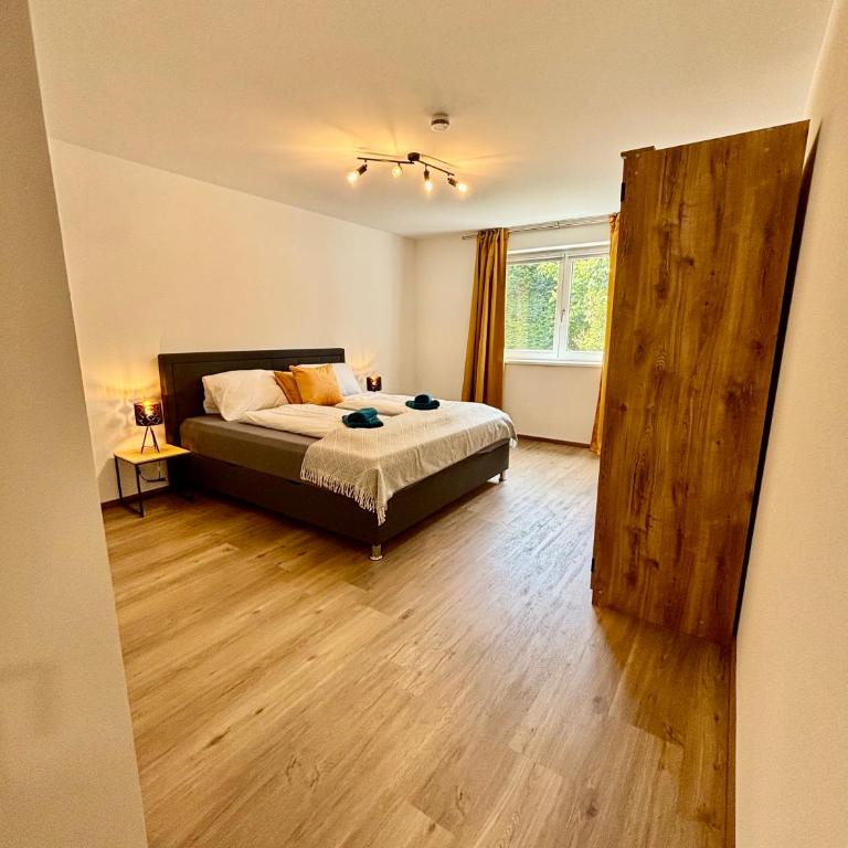 Uii Apartments Oberaudorf - Apartment mit 2 Schlafzimmern und Bergblick - 3