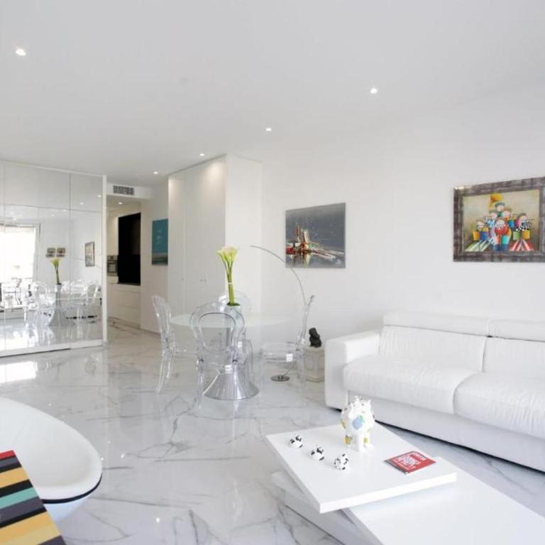 LA CROISETTE élégant studio avec balcon et vue mer aperçu - Studio - 8