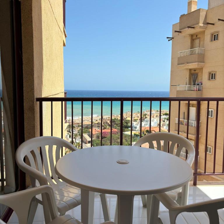 Vistas y Confort en la Playa - One-Bedroom Apartment - 5