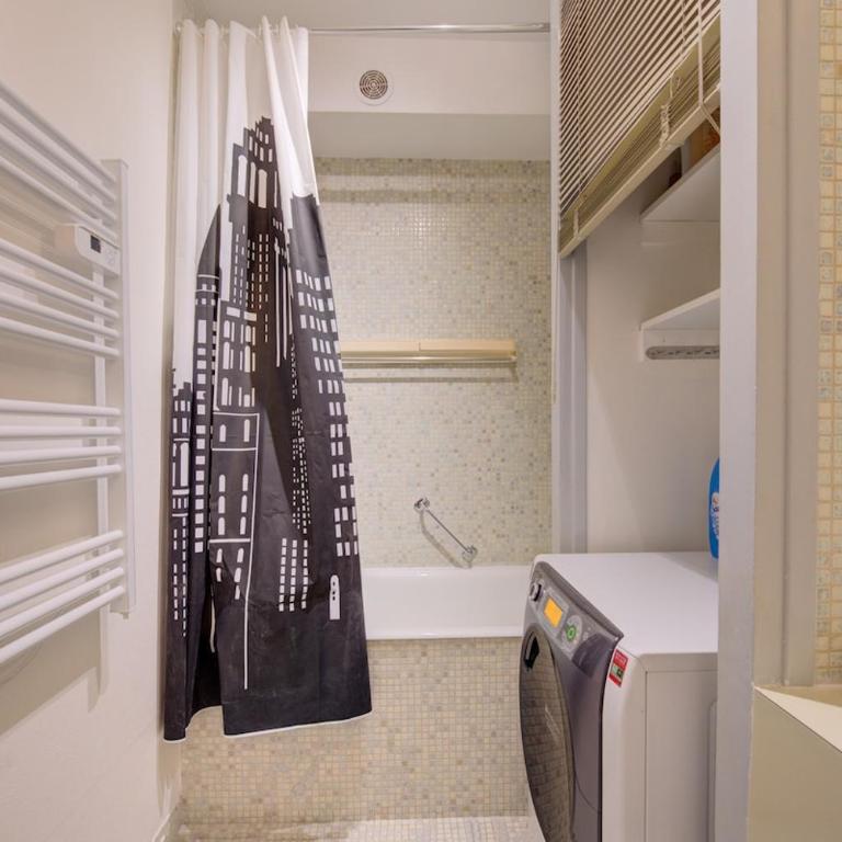 Studio Cosy - Hyper Centre- 100m Gare Tours - Monolocale con Terrazza - 13