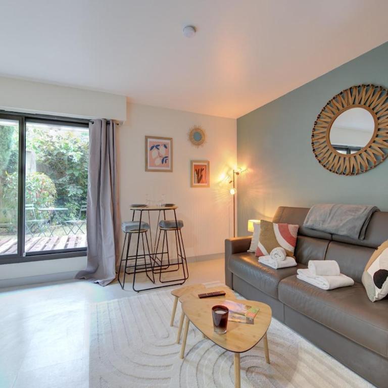 Studio Cosy - Hyper Centre- 100m Gare Tours - Monolocale con Terrazza - 19