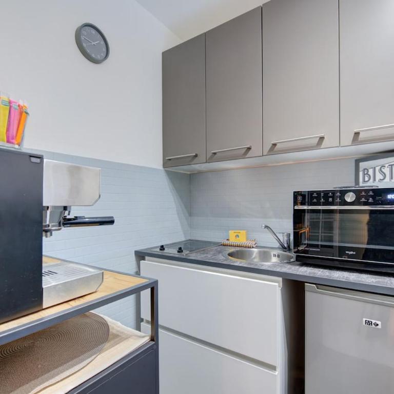 Studio Cosy - Hyper Centre- 100m Gare Tours - Monolocale con Terrazza - 4