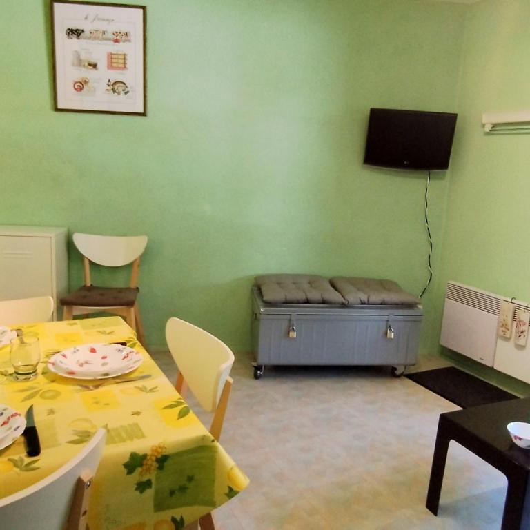 Appartement cosy avec balcon, à proximité du centre aquatique et des randonnées - Appartement 1 Chambre - 4