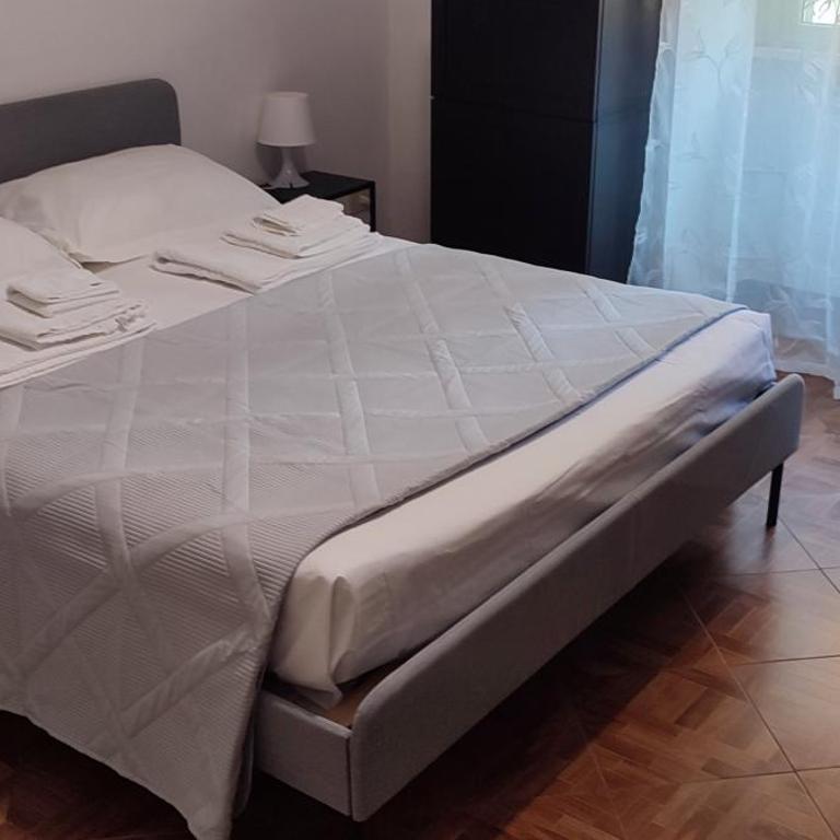 Casa Cartoni - Appartamento con 2 Camere da Letto - 5