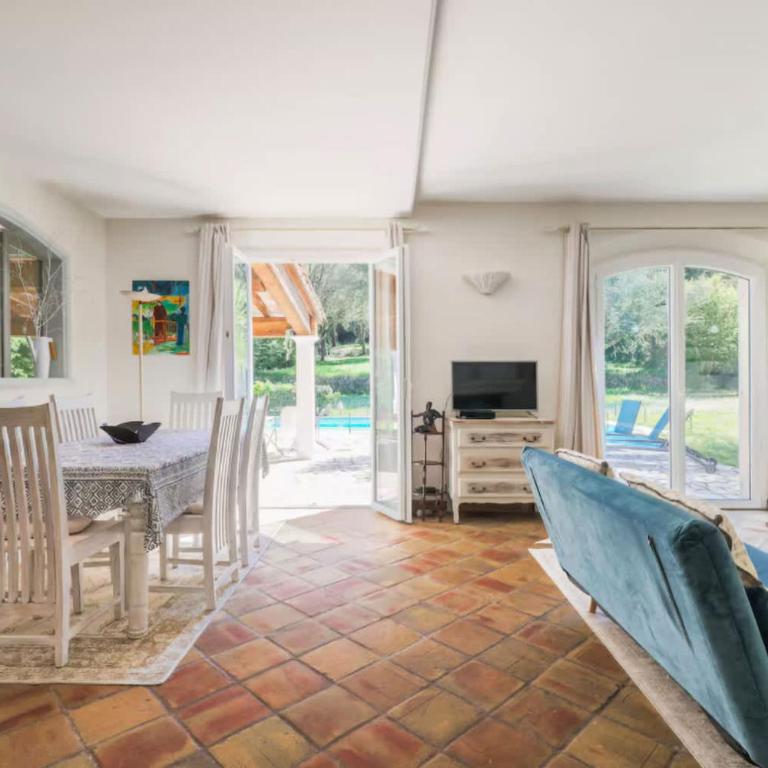 Calme Absolu & Grand Jardin entre Mougins et Cannes - Villa - 25