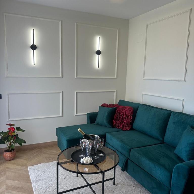 Casa Riviera, 2-Bdrm, Sea View, Pool, Parking - Apartamento de 2 dormitorios - 4