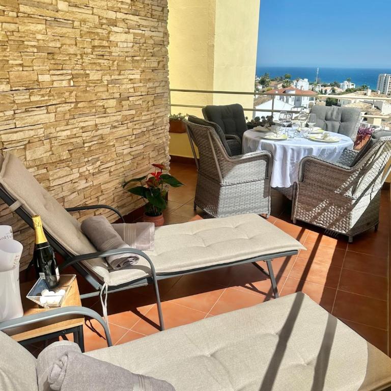 Casa Riviera, 2-Bdrm, Sea View, Pool, Parking - Apartamento de 2 dormitorios - 17