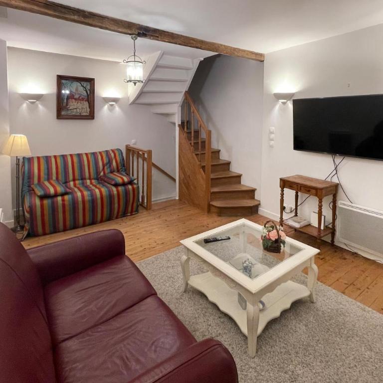 1 Bedroom Amazing Home In Deauville - Maison de Vacances 1 Chambre - 1