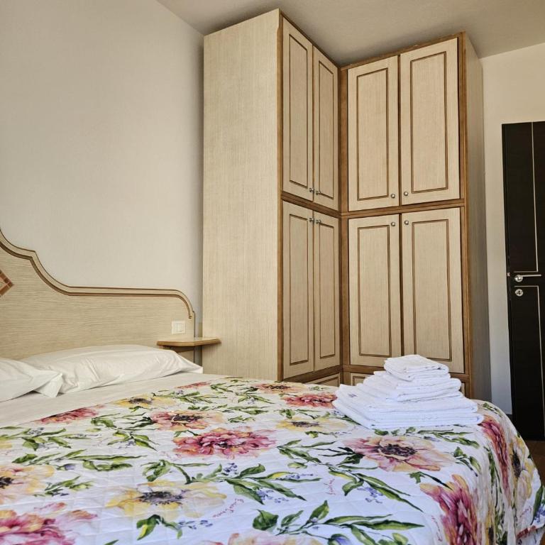 Giove Rubea - Appartamenti in pieno centro storico a Orosei - Casa con 2 Camere da Letto - 21
