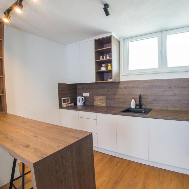 Apartments Middle Street - Studio Apartment - 5