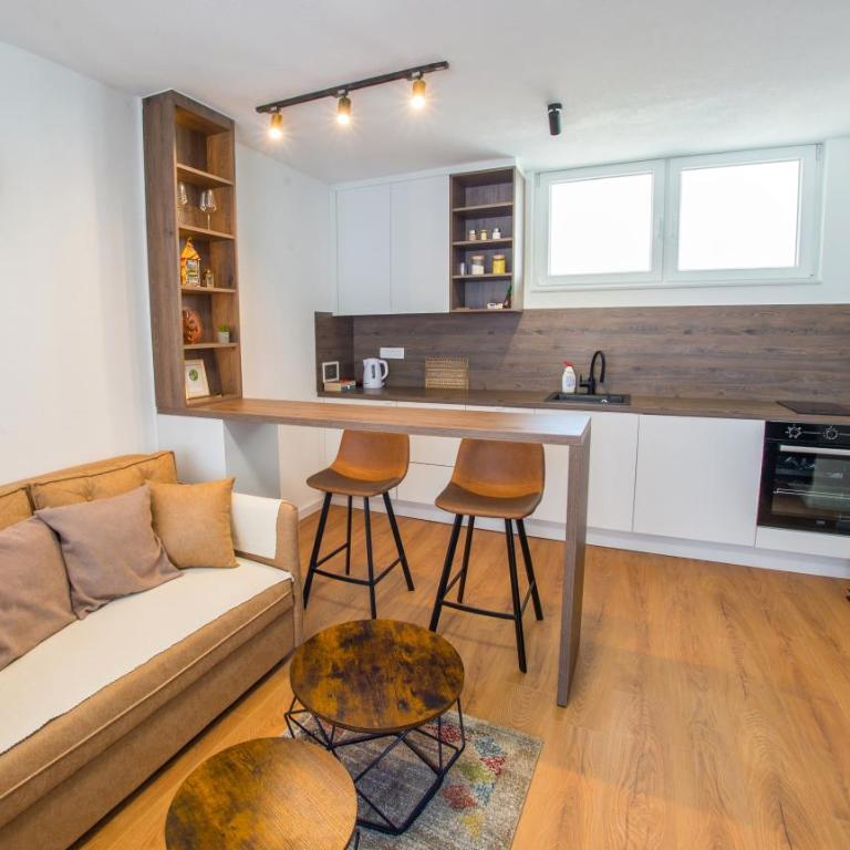 Apartments Middle Street - Studio Apartment - 8