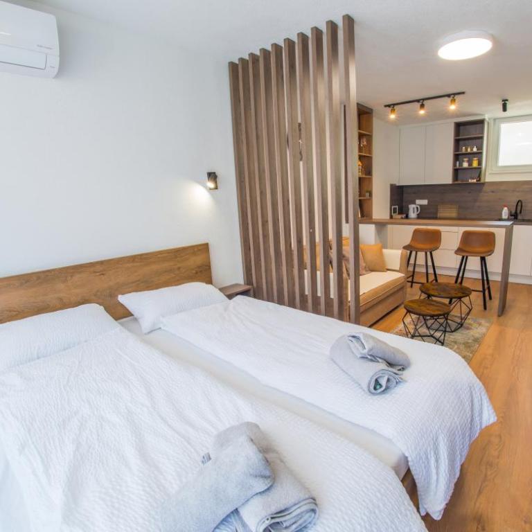 Apartments Middle Street - Studio Apartment - 26