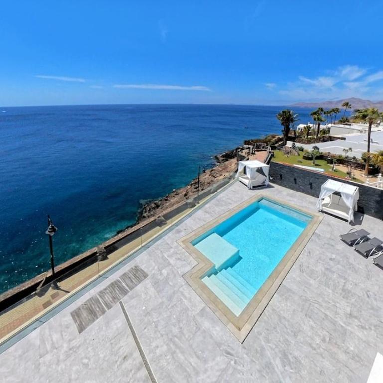 Casa Leon, Exceptional 6 bed - Villa with Sea View - 80