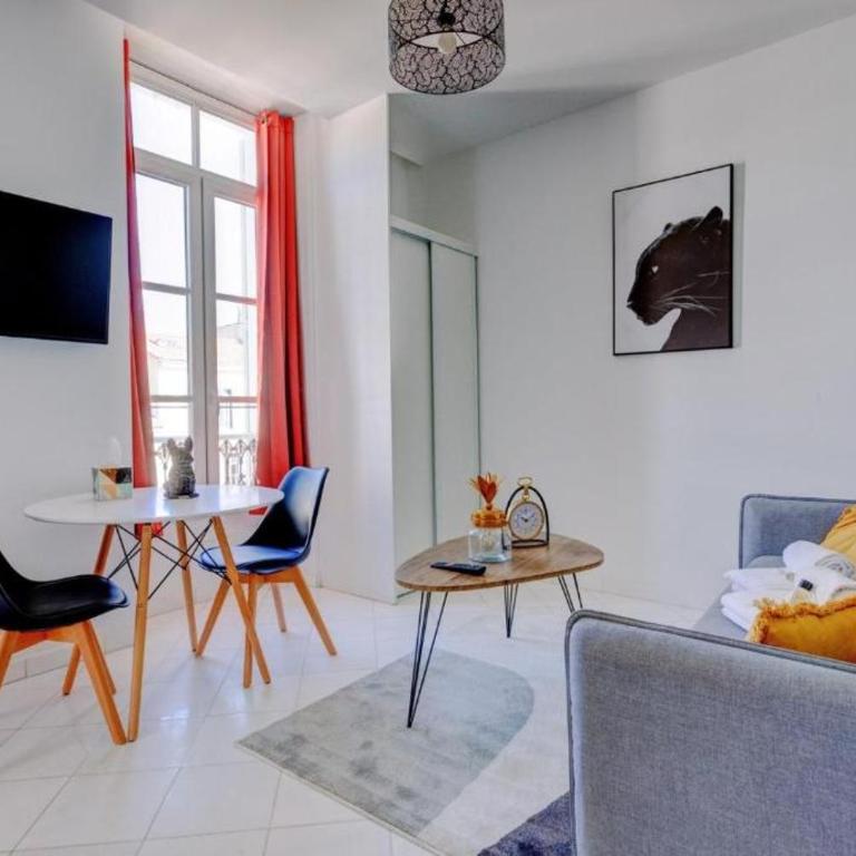 LA PANTHERE studio design central et calme, idéal pour un séjour en couple ou congrès - Studio Standard - 4