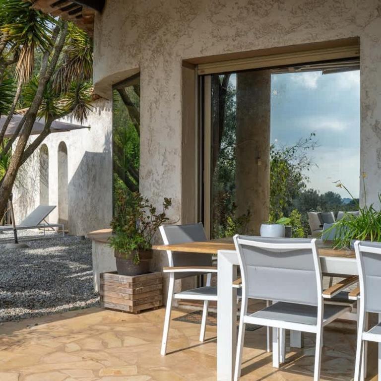 Villa de Luxe | Jardin & Piscine à Débordement - Maison de Vacances - 31