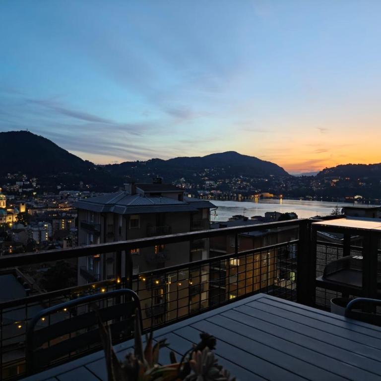 Luce di Lago Terrace by Quokka 360 - Amazing Terrace with City and Lake View - Appartamento con 2 Camere da Letto e Vista Lago - 49