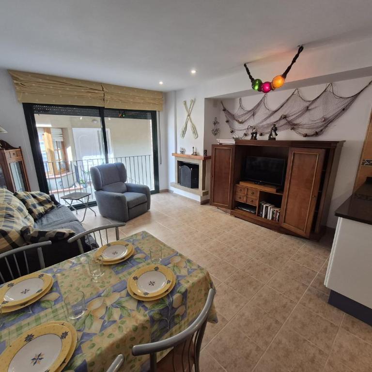 Bravaholidays-202, Centro, AA, Wifi - Apartamento de 2 dormitorios - 1