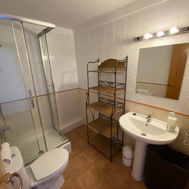 Daró 3DB115 Mas Pinell - Three-Bedroom House - 24