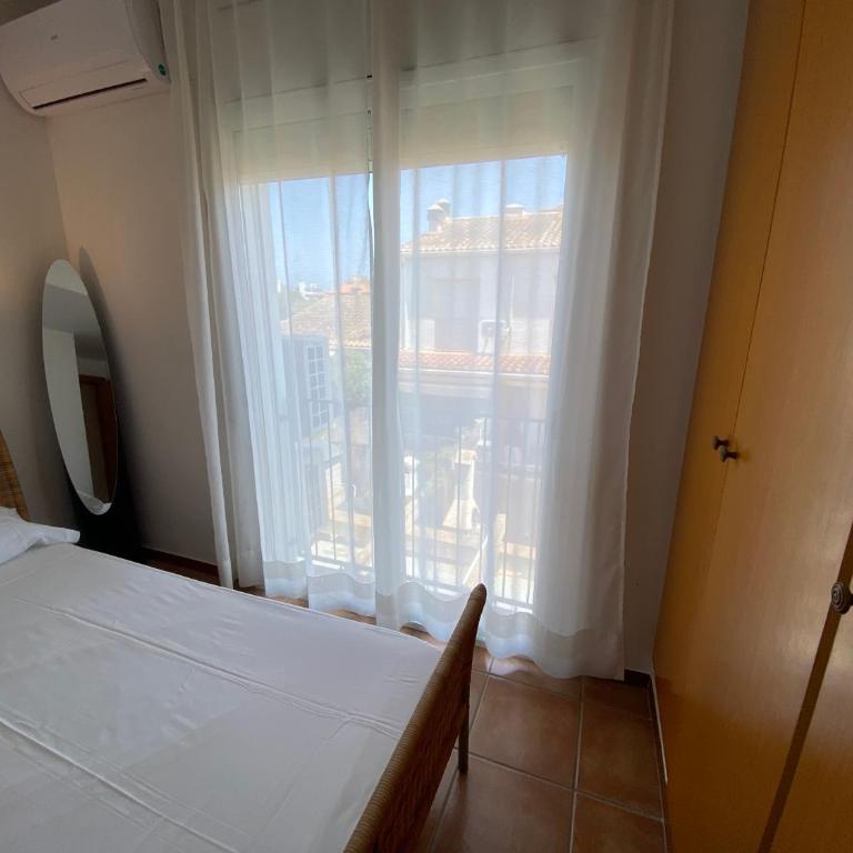 Daró 3DB115 Mas Pinell - Three-Bedroom House - 20