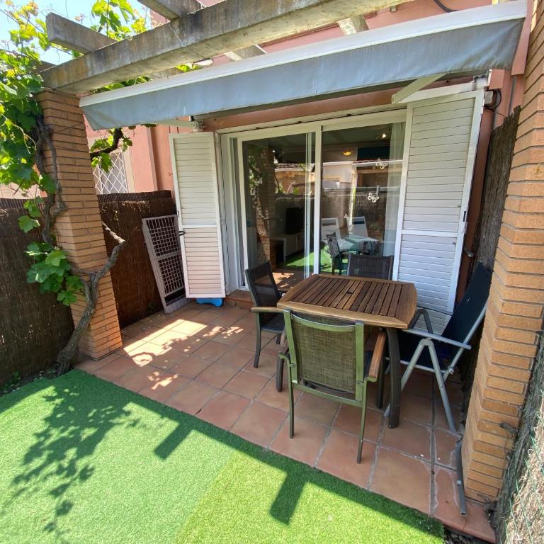 Daró 3DB115 Mas Pinell - Three-Bedroom House - 4