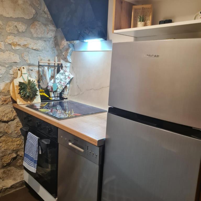 Kamena kuća Goranci - One-Bedroom House - 34