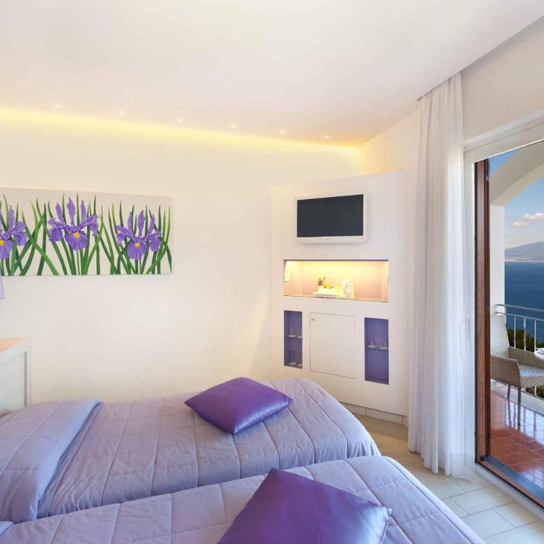 Grand Hotel President - Deluxe Double or Twin Room with Sea View - 8