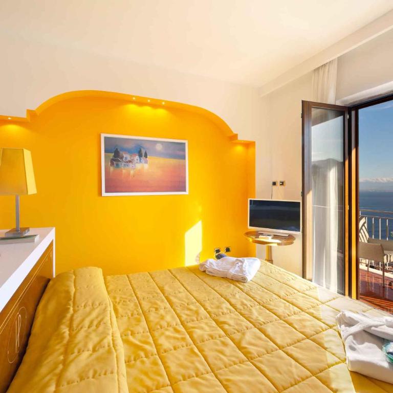 Grand Hotel President - Superior Double Room with Sea View - 2