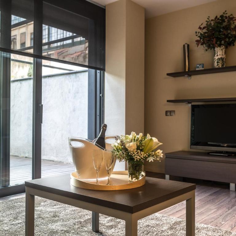 Casp 74 Apartments - Three-Bedroom Apartment with Private Terrace - 13